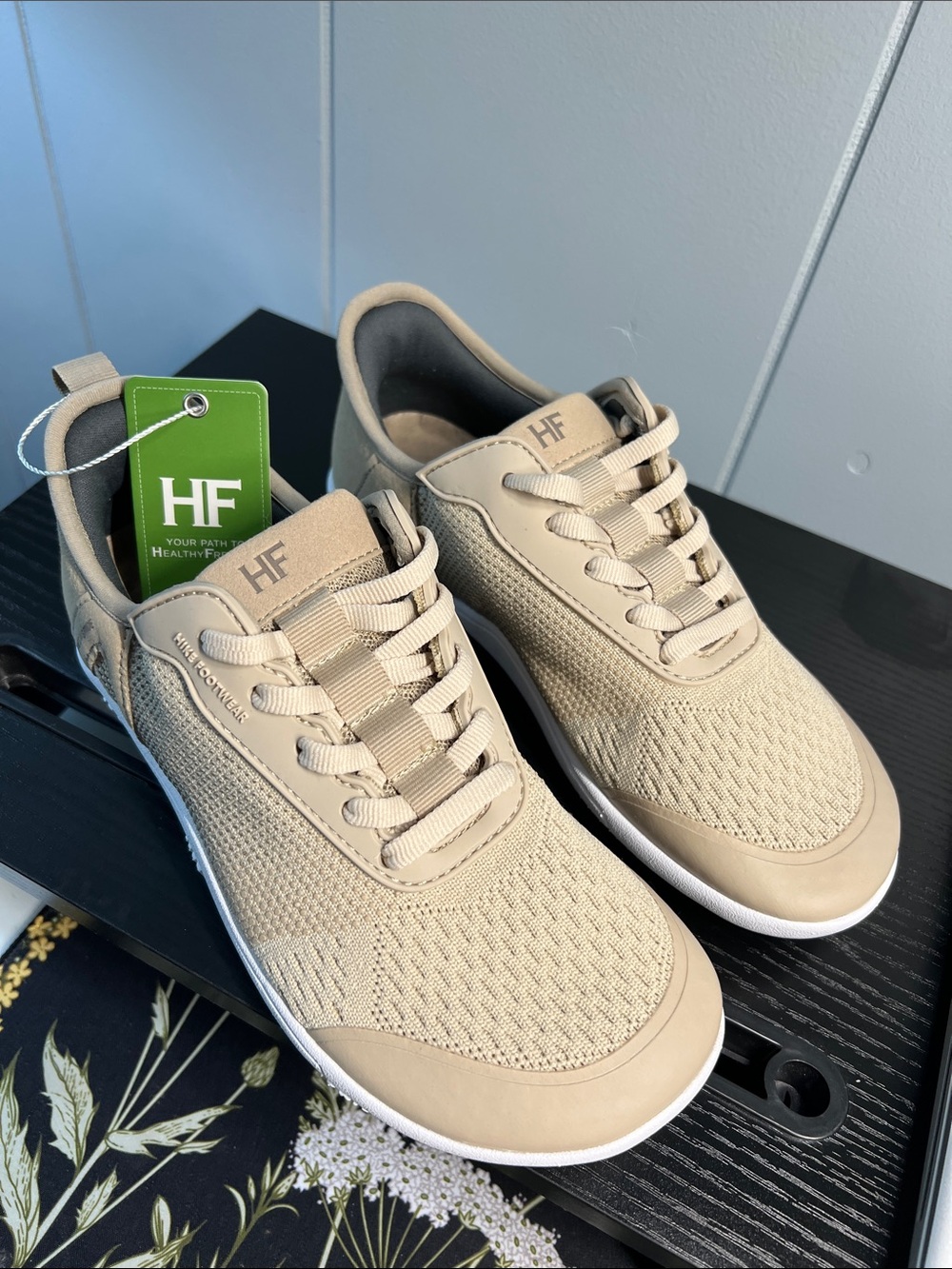 BNWT Hike Footwear HF Stride Size 36 Beige Barefoot Shoes Unisex